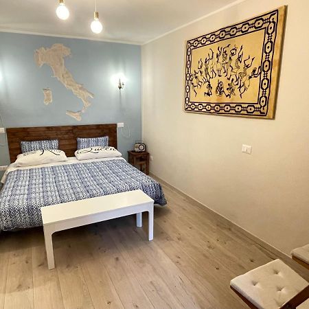 Trevisani Central Station Apartment Bari Exterior photo